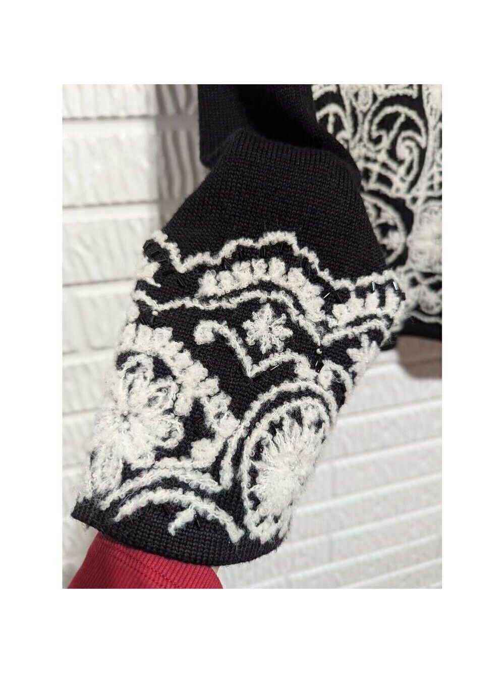 Susan Bristol Women's Black Long-Sleeve Hand Embroidery Beaded Pattern Sweater S - Picture 5 of 8